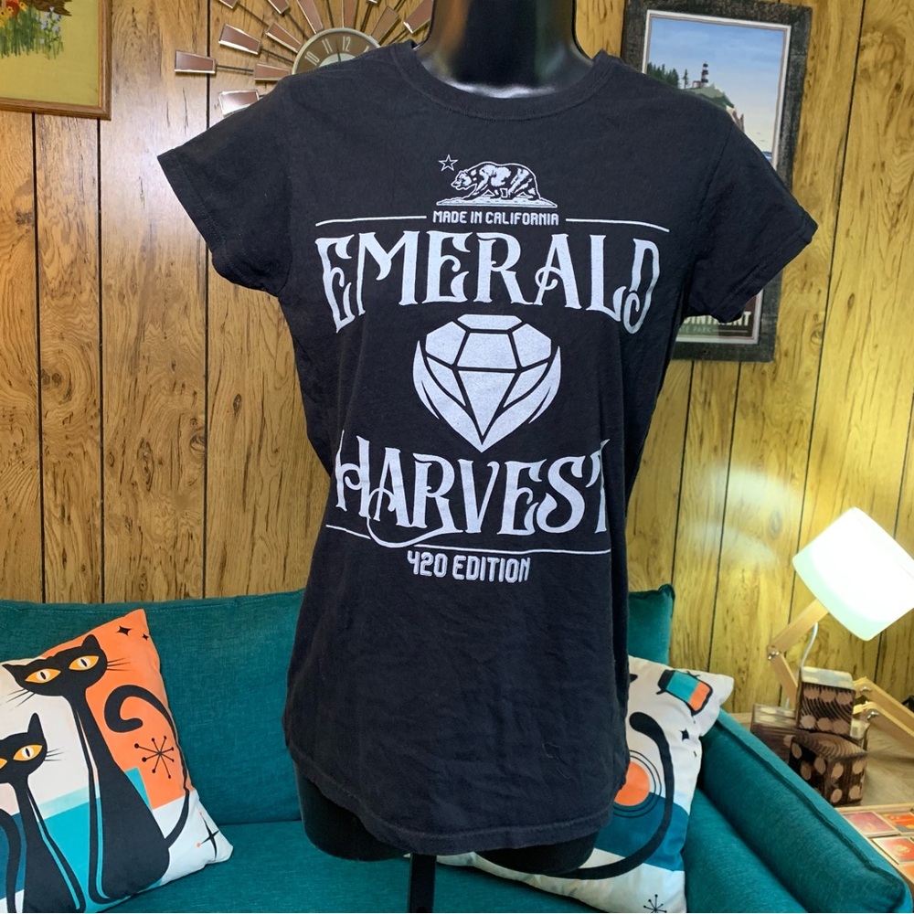 Emerald Harvest 420 Edition Made In California T-Shirt View 4
